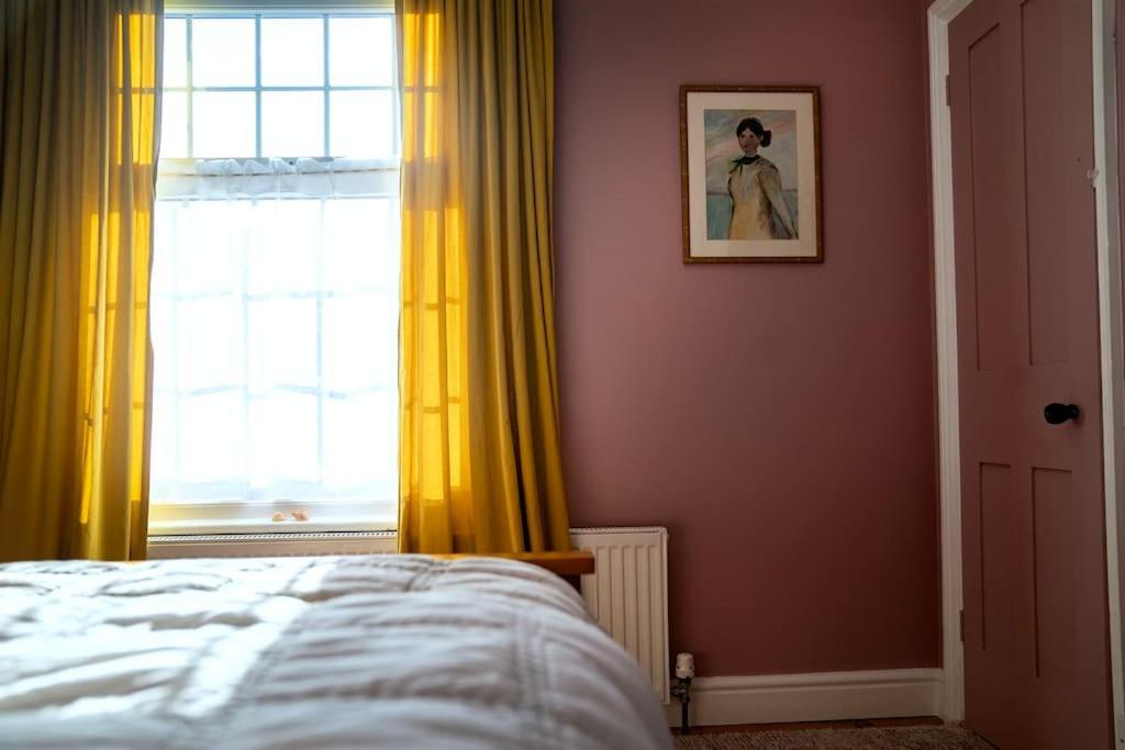 Northdene Cottage - Cosy Old Fisherman'S Cottage Two Mins From Sea - Free Parking - Wood Burning Stove - Roll Top Bath - Dog Friendly Deal Exterior foto
